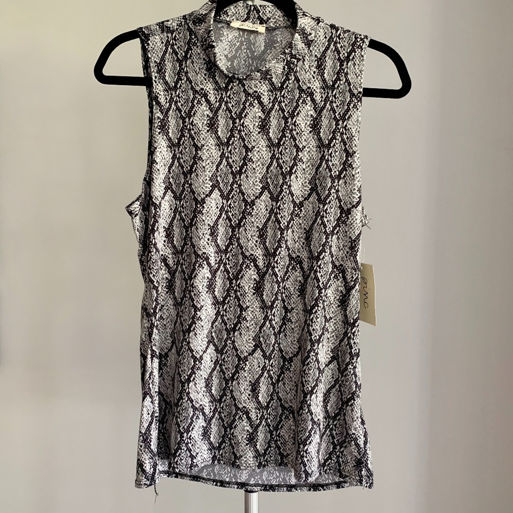 PINC Women's Sleeveless Top
